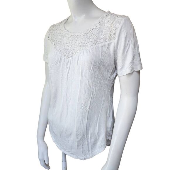 Old Navy White Floral Lace Blouse (S) - Picture 1 of 5